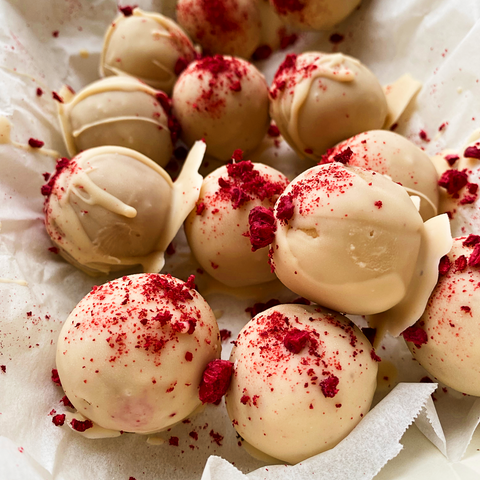 VEGAN WHITE CHOCOLATE & RASPBERRY TRUFFLES