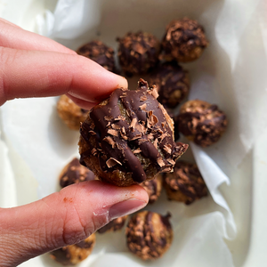 Cookies & Cream Raw Balls